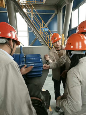 南方路機服務回訪 用心構筑工程攪拌“專注”品牌